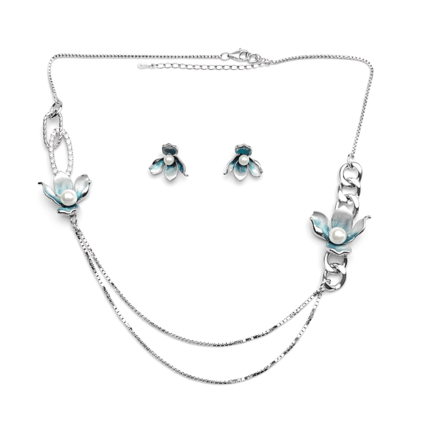 Asymmetrical Floral Necklace Set