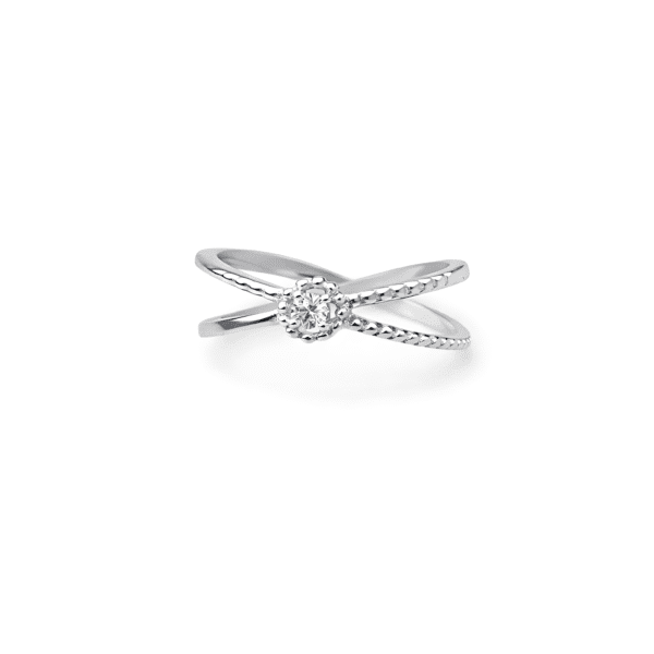 Crisscross Solitaire Ring